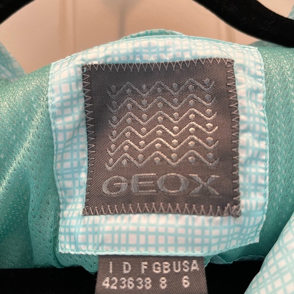 GEOX tiny checked spring jacket with hood. - Picture 3 of 8